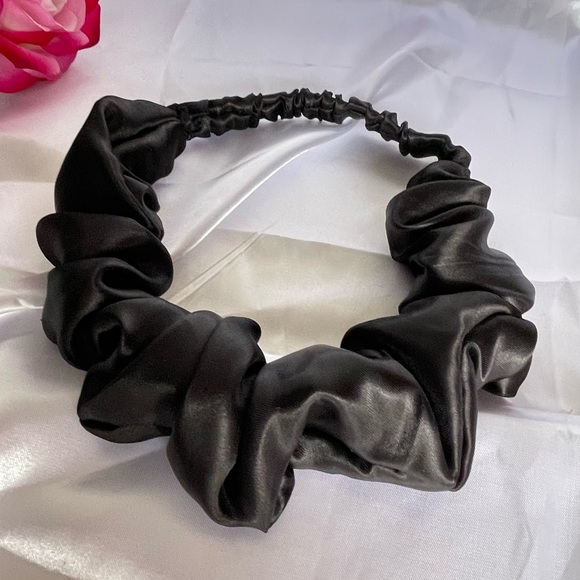 New Black Satin Headband wrap scrunched For Women Pleated design - Picture 4 of 12